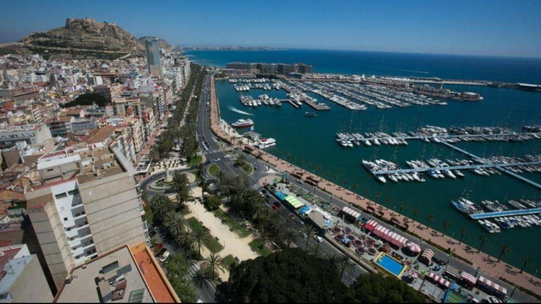 Estudio De Lujo Casaturis En El Corazon De Alicante A114 Esterno foto