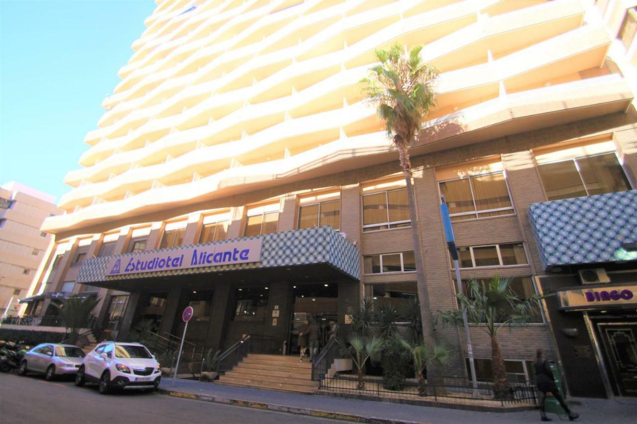 Estudio De Lujo Casaturis En El Corazon De Alicante A114 Esterno foto