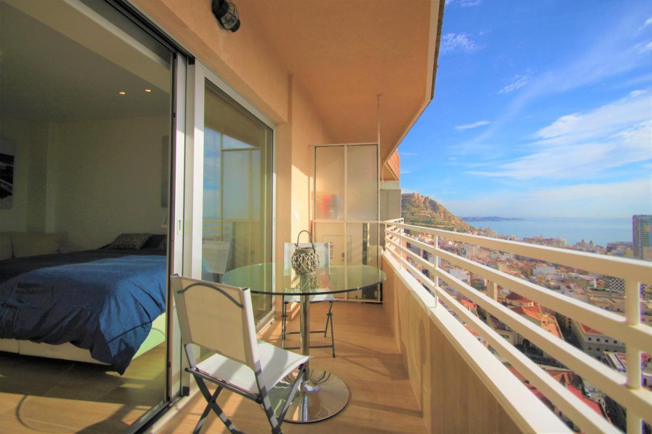Estudio De Lujo Casaturis En El Corazon De Alicante A114 Esterno foto